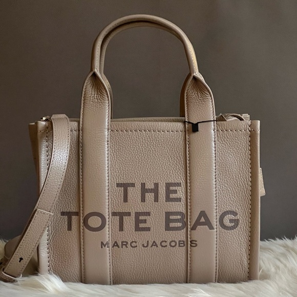 Marc Jacobs The Leather Small Tote Bag - Picture 1 of 16